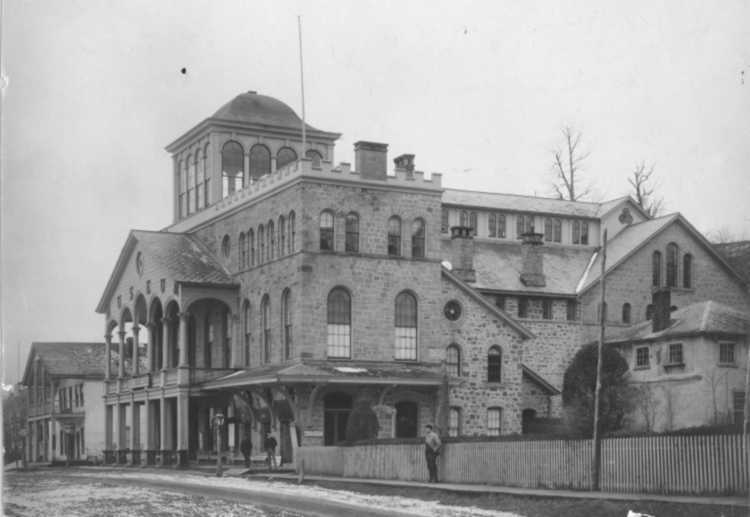 Historical Images · Niagara Falls Public Library